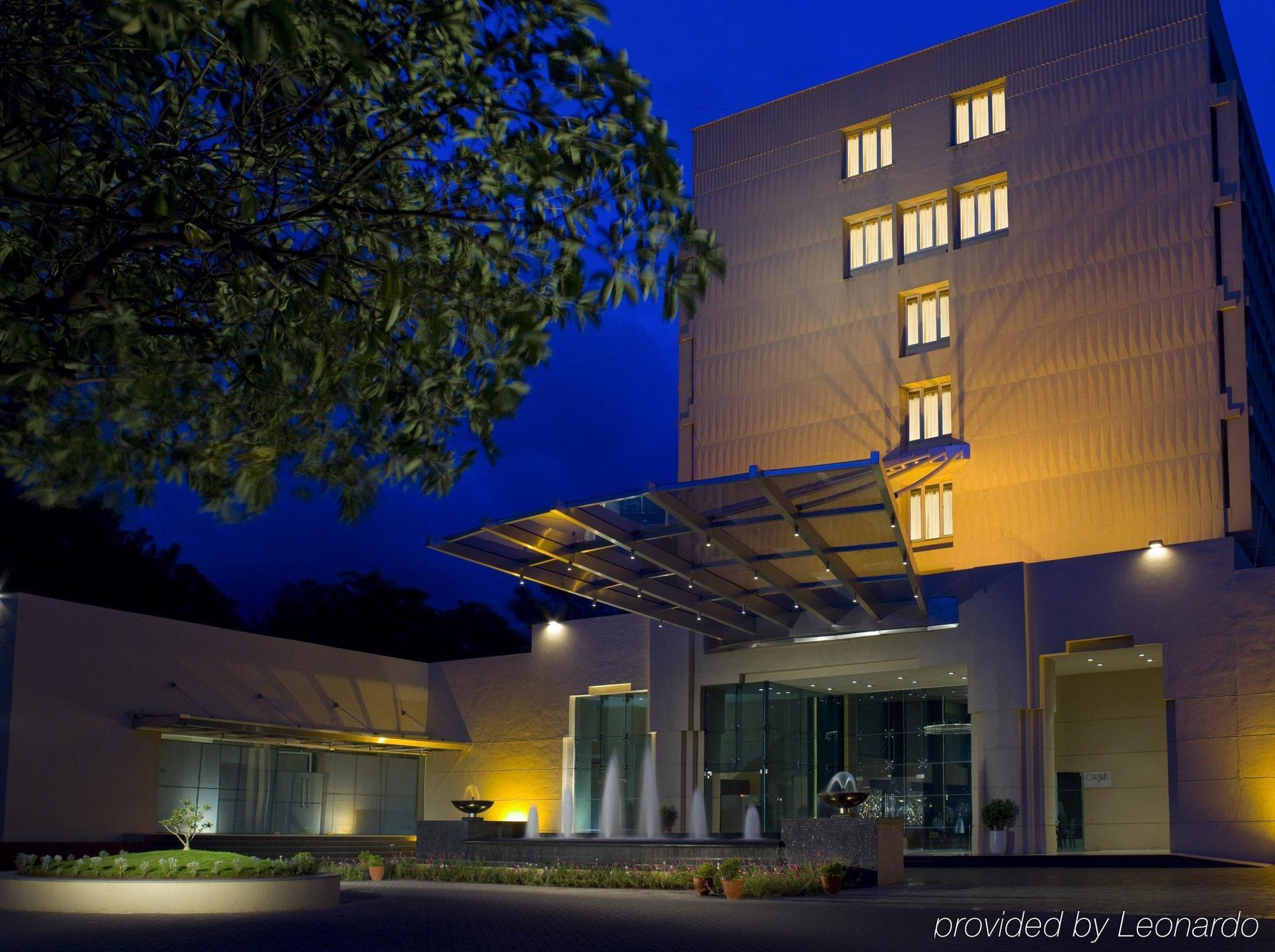 Blue Diamond Pune Ihcl Seleqtions Экстерьер фото