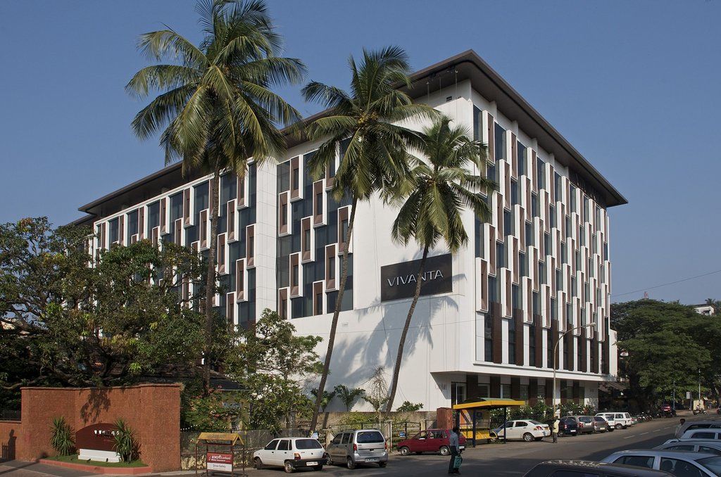 Blue Diamond Pune Ihcl Seleqtions Экстерьер фото